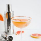 Winter Grapefruit and Lemon Margarita | casapizzi.com | Margarita de toronja y limon