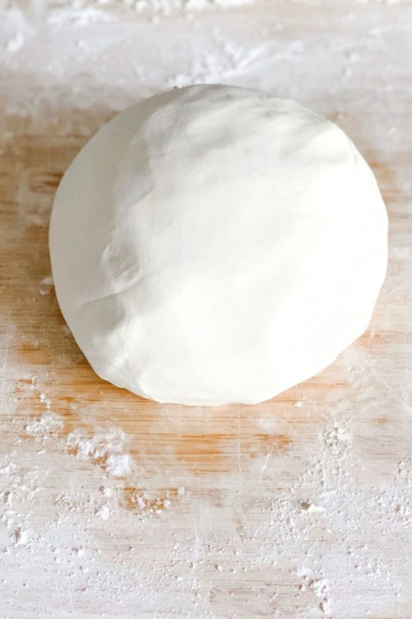 perfectly smooth and elastic marshmallow fondant | casapizzi.com