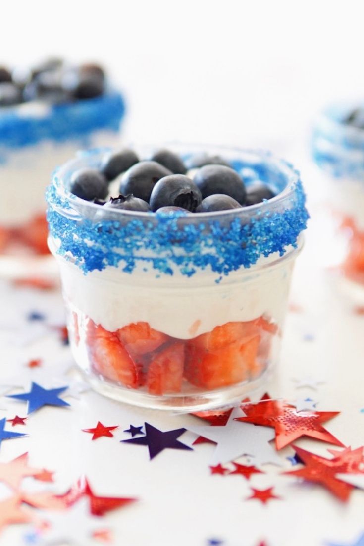 Red, white, and blue panna cotta jars  | 4th of July dessert | Fiestanosiesta.com 