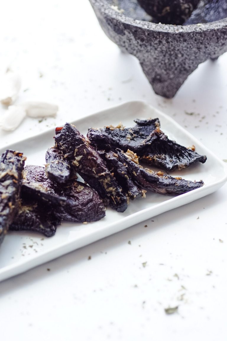 caramelized portobello mushroom with garlic, and thyme recipe