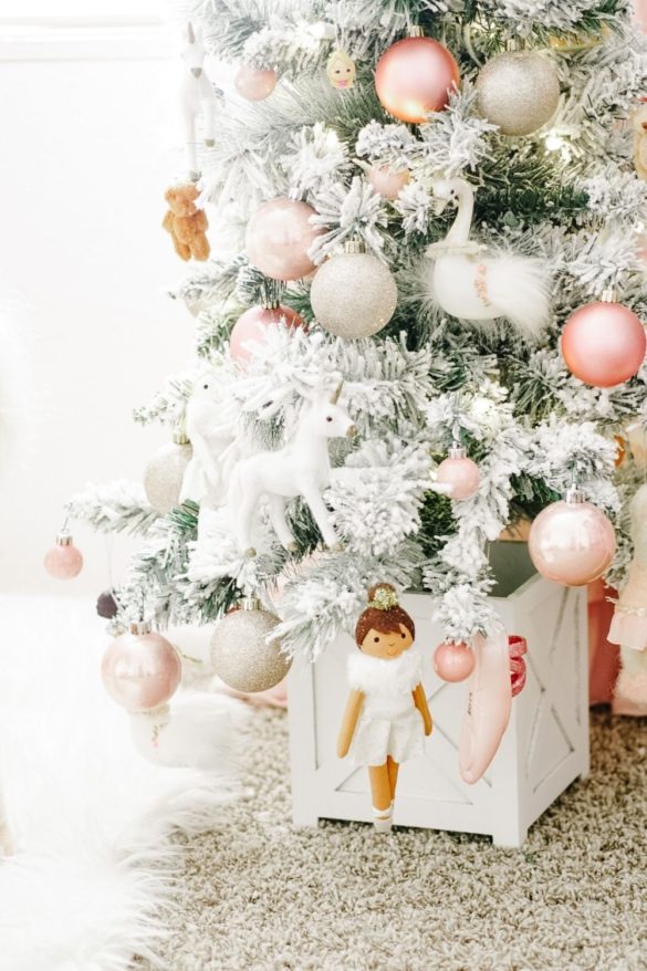 Small and Beautiful Christmas Trees for Kids Bedrooms. | Girl's Room Decor Ideas