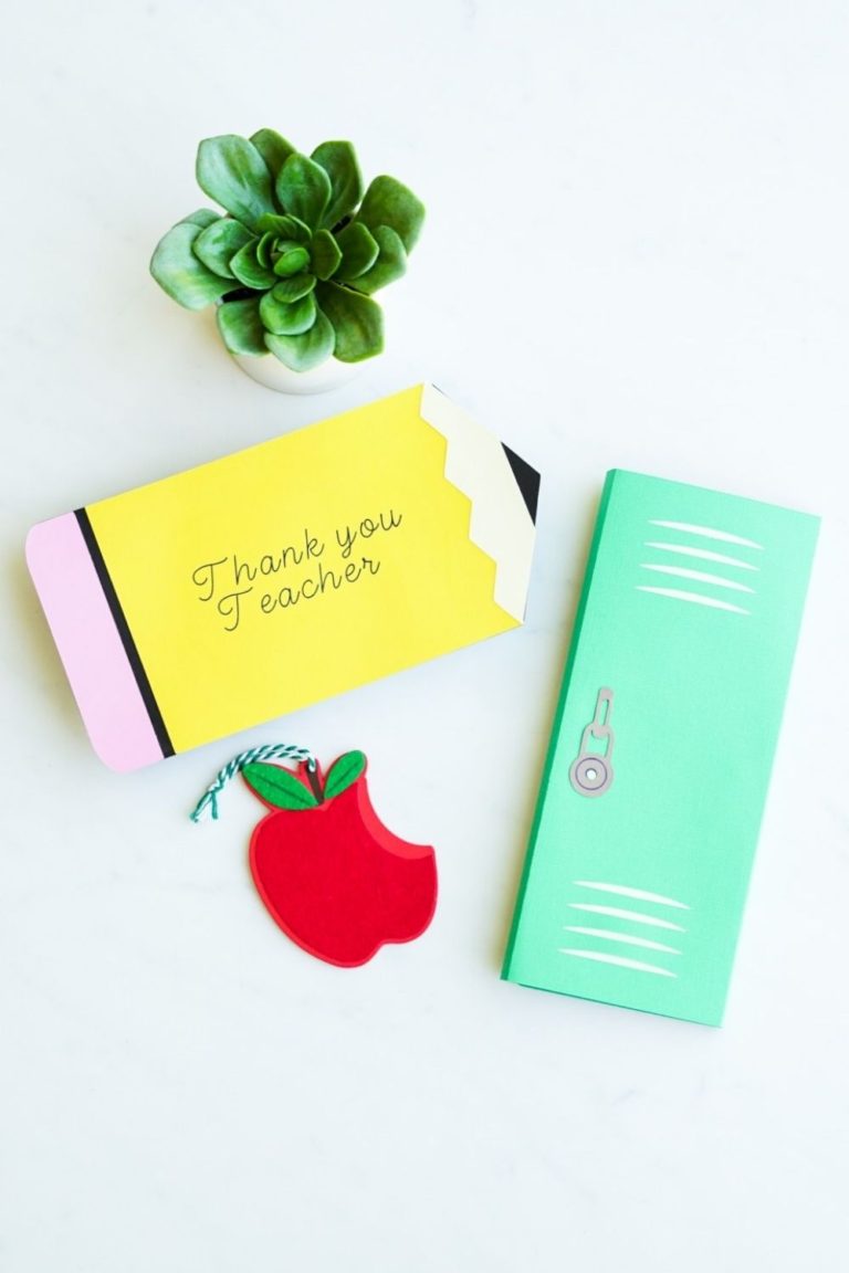 DIY Gift Card Holders for Teacher Appreciation Week - Cricut Project