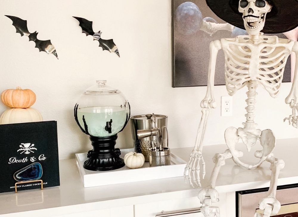 Simple Ways to Decorate for Halloween