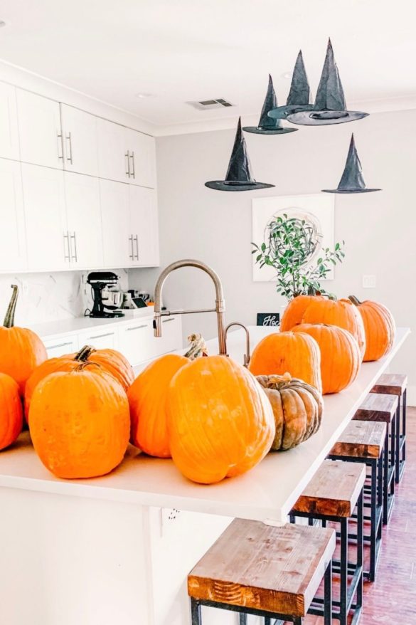 Simple Halloween Party and Home Decor Ideas - Start With Pumpkins