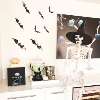 This week I am sharing some simple ways to decorate for Halloween 👻. The skeletons are always a hit; our kids love to feed them and dress them up. 😁 Link in the bio.